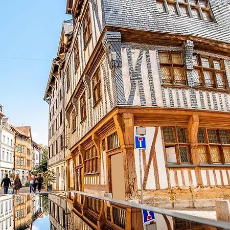 St Sever-place Parking Privee Fermer- Cosy-centre Rouen-wifi-3pers * Rouen