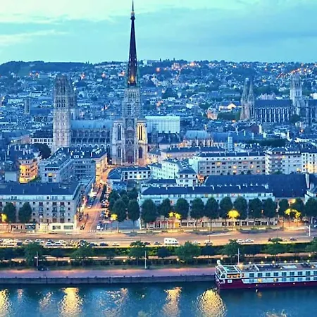 St Sever-place Parking Privee Fermer- Cosy-centre Rouen-wifi-3pers * Rouen